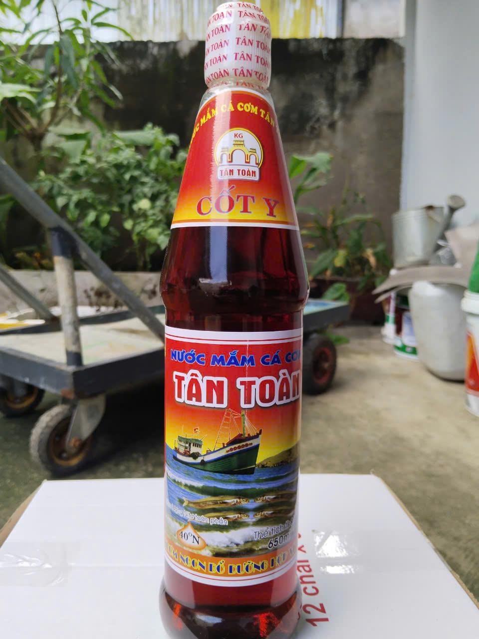 Nước mắm Tân Toàn Cốt Y 40N chai TT650ml (giá chưa bao gồm VAT)